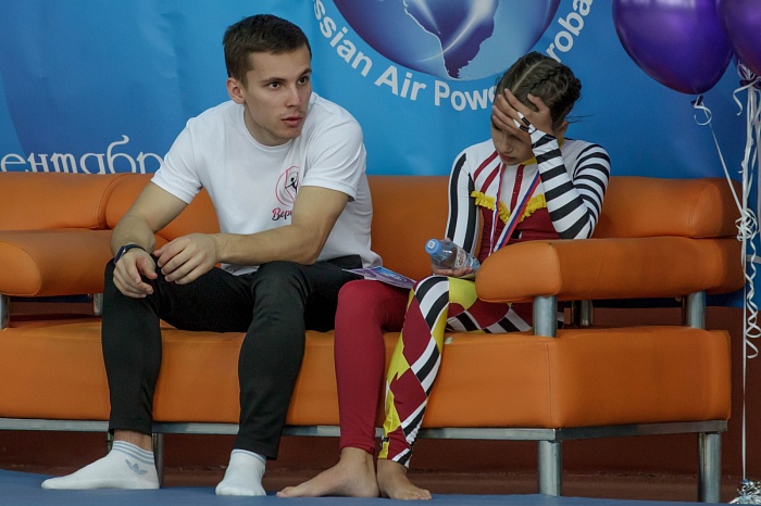 Региональный чемпионат по воздушной акробатике «Шаги к успеху» в Тюмени