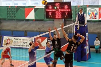 Волейболисты «Тюмени» уступили в первом матче суперфинала, но совершили крутой камбэк в третьей партии