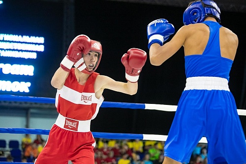 Тюменцам показывают зрелище на ринге