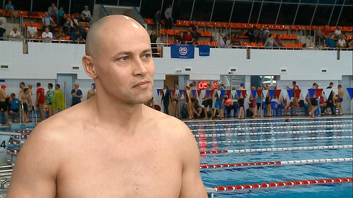 Евгений Ларионов: «Важно быть для детей примером»