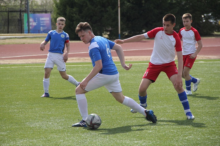 Тобольская ДЮСШ-2 на своём поле обыграла «Футбол-Класс» из Тюмени