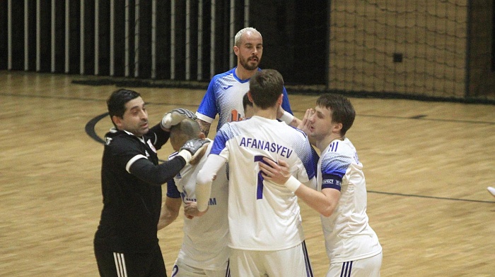 Сибиряки обыграли команду Коцича и Болиньи