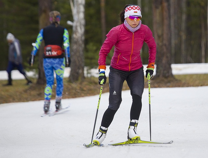 Снежная трасса в Жемчужине Сибири. Сборные Белоруссии и Казахстана
