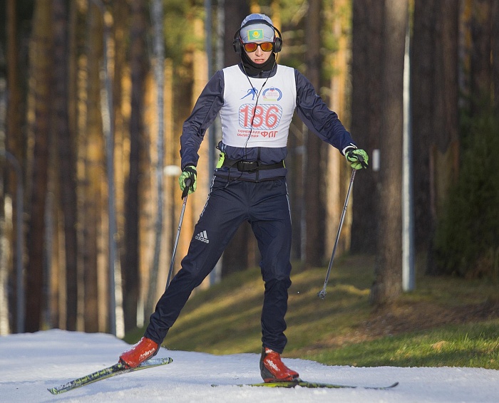 Снежная трасса в Жемчужине Сибири. Сборные Белоруссии и Казахстана