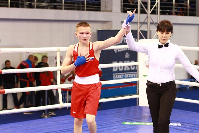 Спортсмен из Ембаево добыл бронзу на питерском ринге