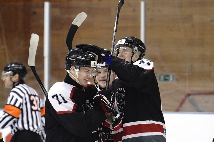 «Тюменский Легион» в матче Молодёжной хоккейной лиги укротил «Рысей» из Красноярска
