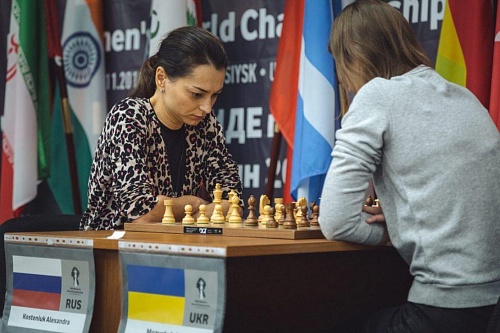 Лагно и Костенюк вышли в полуфинал