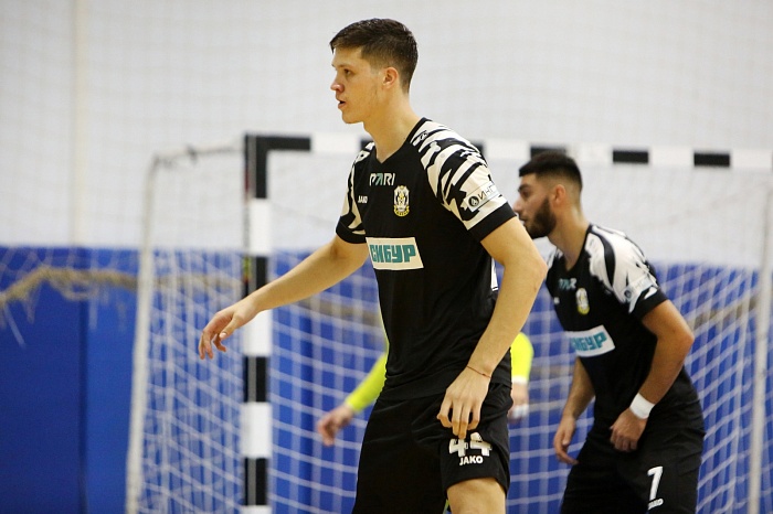 Форвард мини-футбольного клуба «Тюмень» Данил Карпюк продолжит карьеру в «Кайрате»