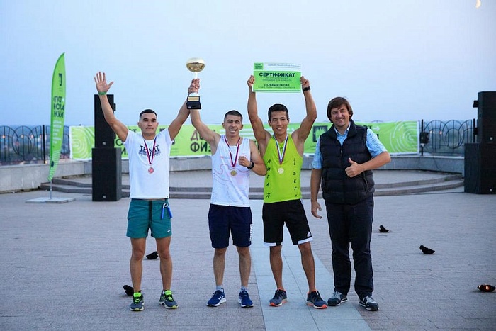 Тоболяки боролись за воркаут-площадку