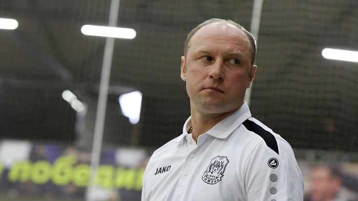 Главный тренер мини-футбольного клуба «Тюмень» Денис Абышев: «Нельзя терять голову, когда у тебя уже пять фолов»