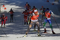На чемпионате России по лыжным гонкам биатлонистки едва не победили лыжниц. Репутацию последних спасли тюменки