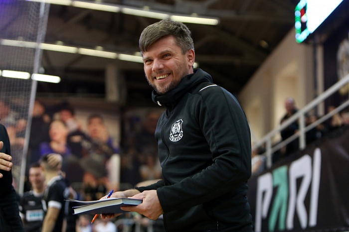 Чемпионат России по мини-футболу среди клубов PARI-Суперлиги. МФК «Тюмень» - КПРФ (Москва) – 2:4 и 3:3