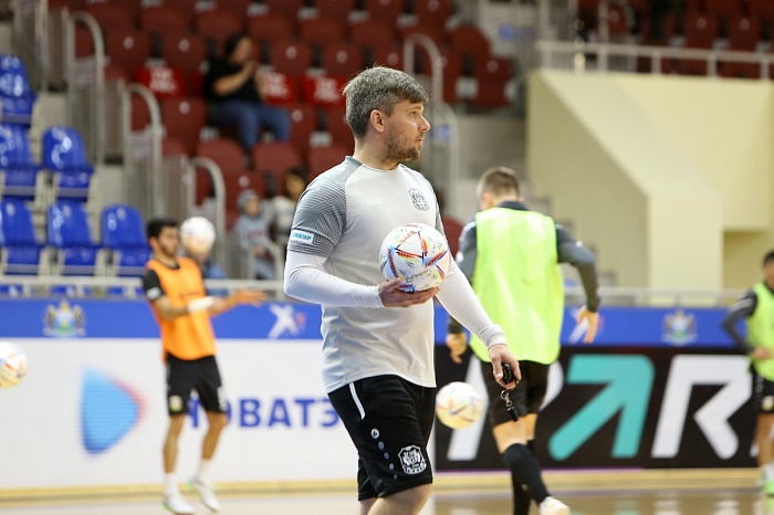 Чемпионат России по мини-футболу среди клубов PARI-Суперлиги. МФК «Тюмень» - КПРФ (Москва) – 2:4 и 3:3