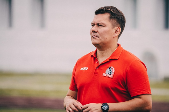 Главный тренер хоккейного клуба «Тюменский Легион» Алексей Осипов: «Против сильных играть сложнее, но интереснее»