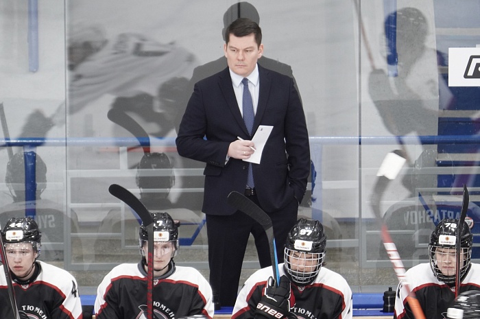 Главный тренер хоккейного клуба «Тюменский Легион» Алексей Осипов: «В начале июля нас ждёт две недели «земли» в Ялуторовске»