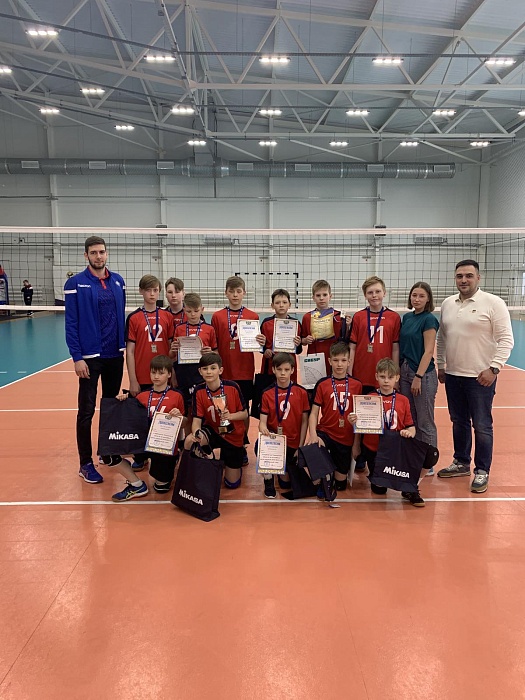 Заводоуковские юноши выиграли волейбольное первенство области