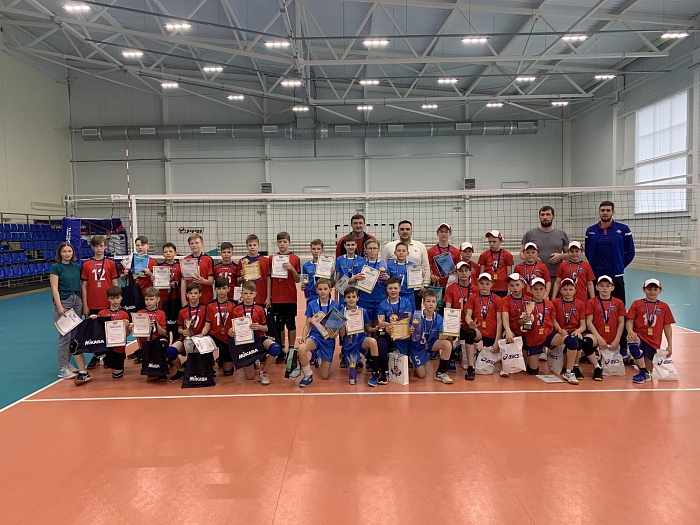 Заводоуковские юноши выиграли волейбольное первенство области