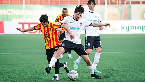 Гости добились футбольных побед в Саратове и Ярославле