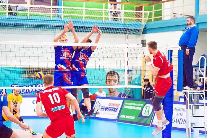 Фото Александра ЗЫРЯНОВА