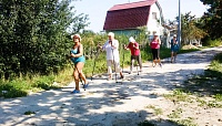 «Лето на даче» тюменцы проводят с физкультурой
