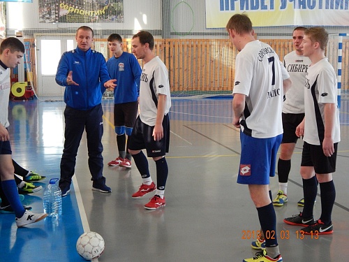 «Темп» пропустил кучу мячей…