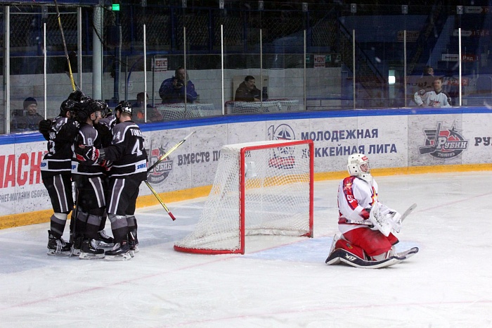Фото Елены БЕЛОЗЁРОВОЙ
