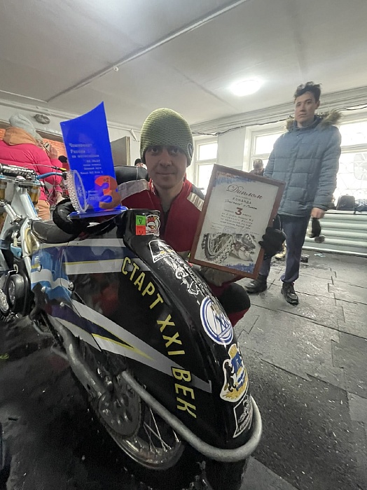 Алексей Утусиков набирает очки в глазовском «Прогрессе»