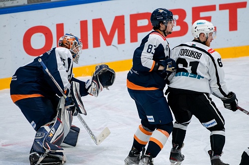 Хоккейный клуб «Рубин» выиграл матч в Магнитогорске