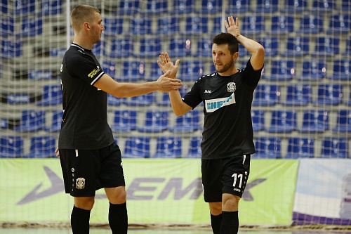 Сергей Крыкун лидирует по ассистам