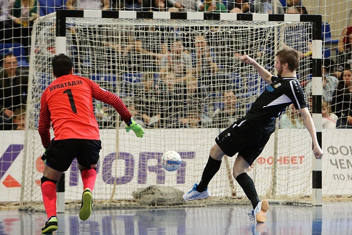 Не пропустите повтор матча, в котором «Тюмени» некуда было отступать