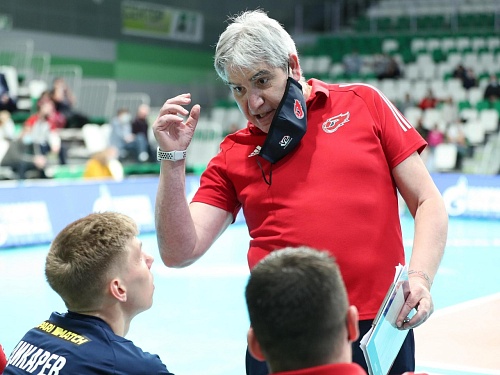 Игру с чемпионом перенесли