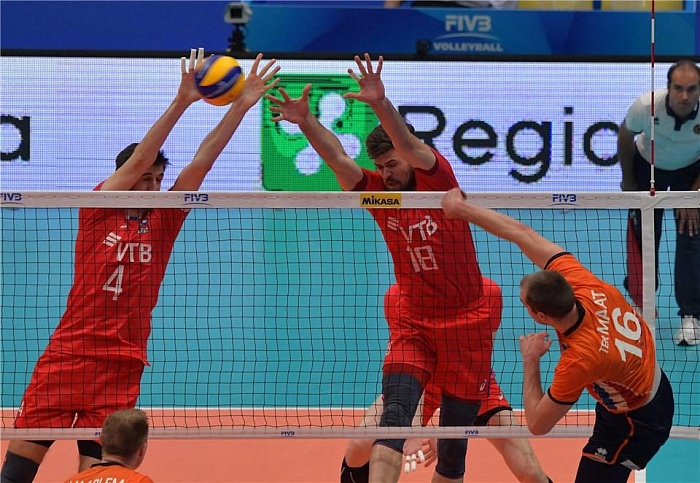 Сборная России вышла на второе место в группе