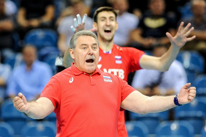 Шляпников покинул пост главного тренера