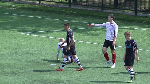 Тюменский Мбаппе. Игрок ФК «Тюмень-дубль» Владислав Башинский открывает счёт в матче с пермяками