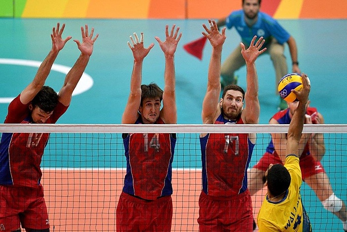 Волейболисты в Токио начали с победы!