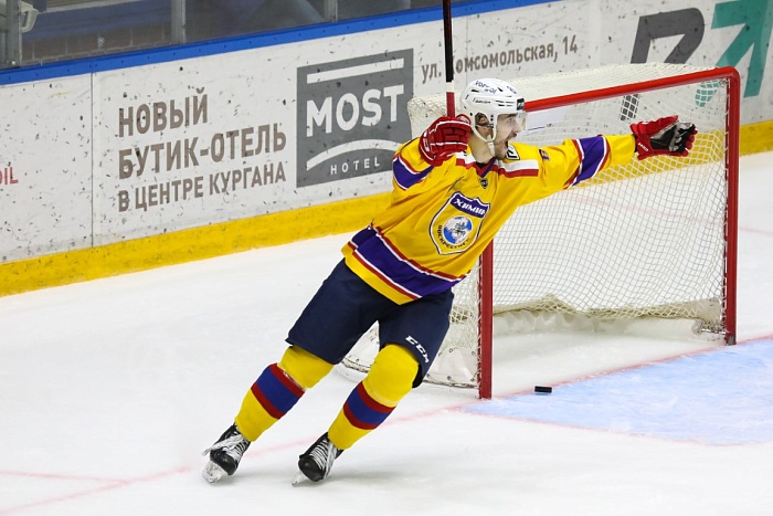 Первым полуфиналистом хоккейного Кубка Петрова стал  «Химик» из Воскресенска