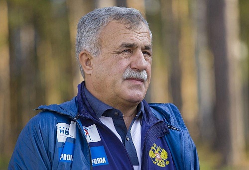 Резервная сборная России по биатлону тренируется в Тюмени