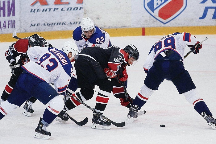 Фото Владимира ОГНЁВА