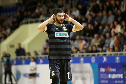 Волевая победа мини-футбольного клуба «Тюмень» в Новосибирске