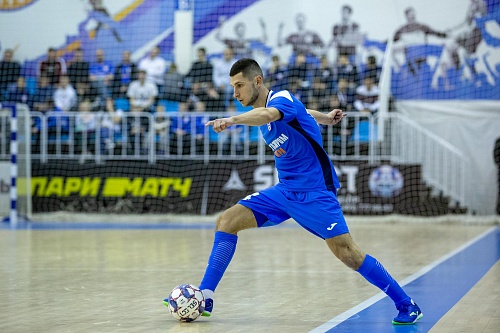 Югорчане с трудом обыграли соперника тюменцев