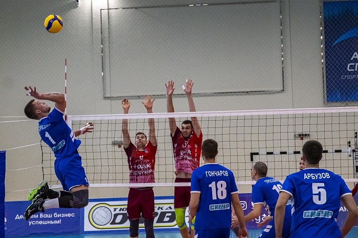 Сыграют два домашних матча с «Магниткой»