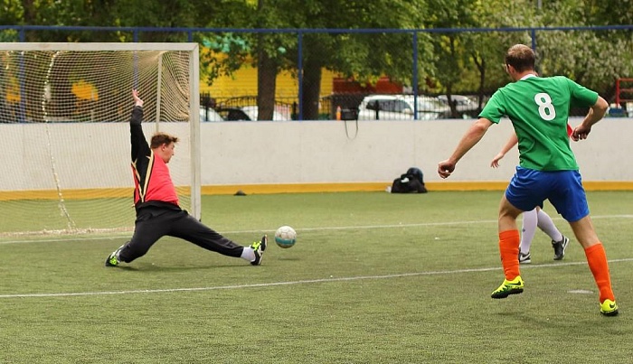 Пента-трик Артура Ахмерова «банщикам» не помог…