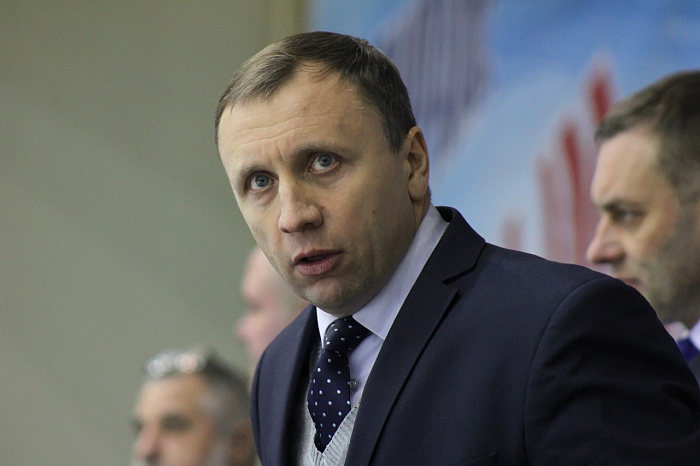 Михаил Звягин продолжит работать главным тренером в ХК «Зауралье»