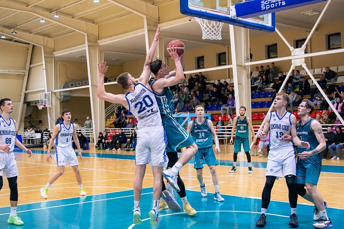 Баскетболисты «Нефтехимика» из Тобольска справились с «Южным слоном»