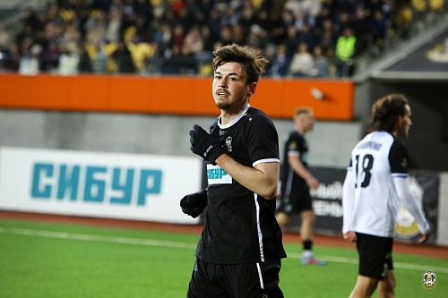 Футболисты «Тюмени» в добавленное время добились победы над «Нефтехимиком»