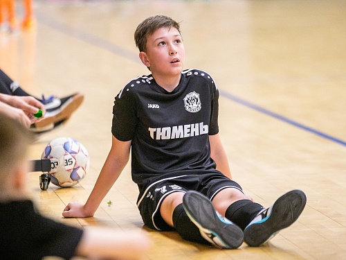 Юноши из мини-футбольного клуба «Тюмень-2010» забили 19 мячей динамовцам