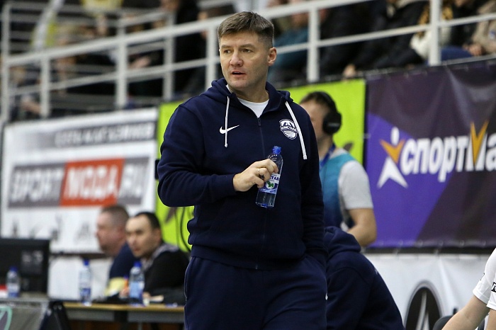 Главный тренер мини-футбольного клуба «Кристалл» Климентий Сидоров: «Тюмени повезло, что Боженька подарил команде такого игрока, как Антошкин»