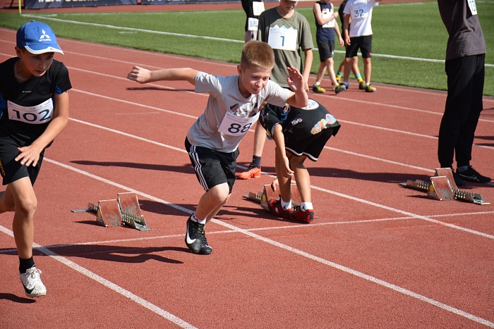 В Тюмени состоялись областные соревнования по лёгкой атлетике - «Шиповка юных»