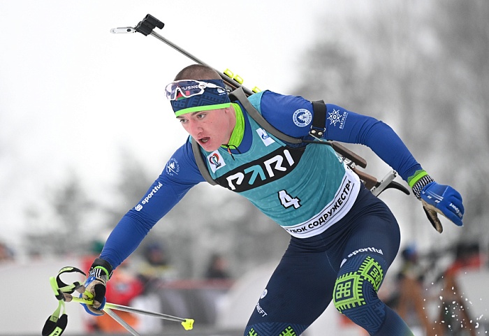 Парад сенсаций в мужской спринтерской гонке Кубка России по биатлону в Ижевске: победа белоруса Ивана Тулатина, бронза югорчанина Михаила Бурундукова, а тюменец Александр Логинов только шестой