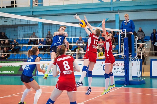 В Куйбышев едет солидная делегация